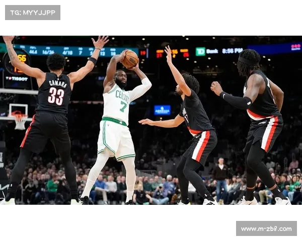 凯尔特人主场战开拓者,塔图姆缺阵布朗独扛进攻大旗